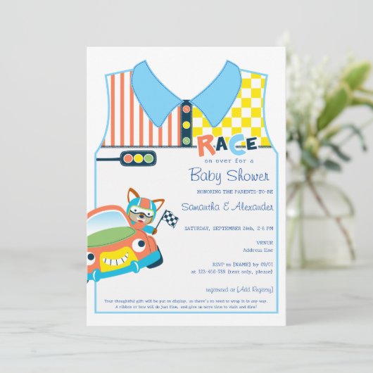 Race Car Schattige Boy Fox Race Car Driver Baby sh Kaart (Staand voorkant)