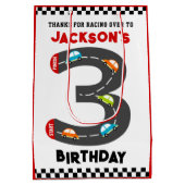 Race Cars Derde verjaardag Kinder partij Medium Cadeauzakje (Achterkant)