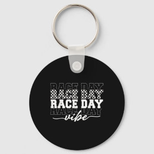 Race Day Vibes geruit Coquette Bow Car Racing M Sleutelhanger