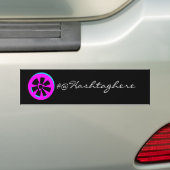 Raceauto Velg Neon Roze Zwart Auto Bumpersticker (Op auto)