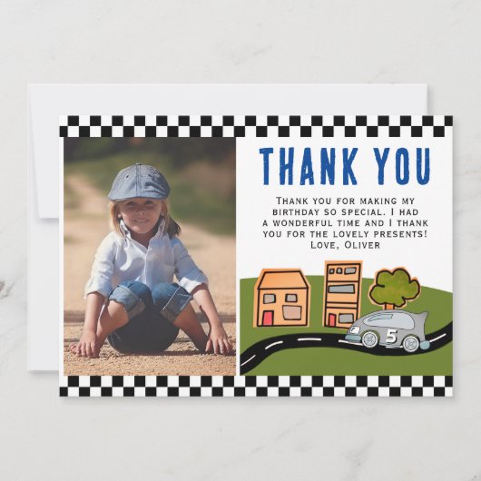 Racerauto op weg jongen foto verjaardag  bedankkaart (Voorkant)