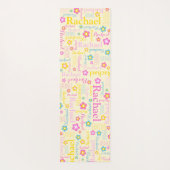 Rachel bloemen naam typografisch geel roze yogamat (Achterkant)