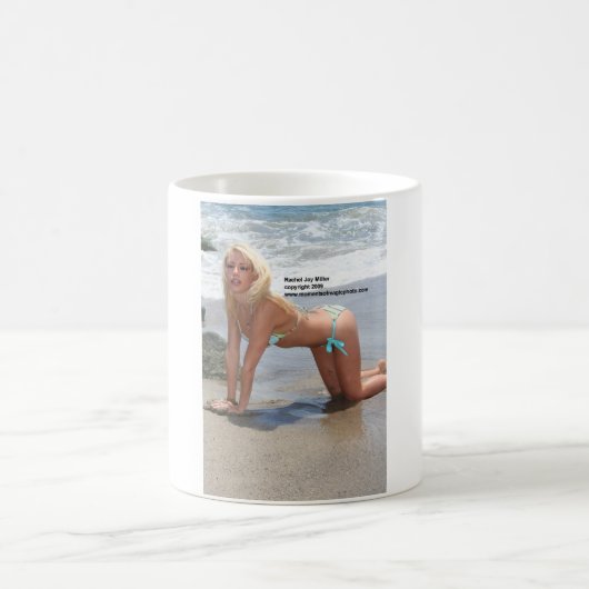 Rachel Joy Millerr Mok (Center)