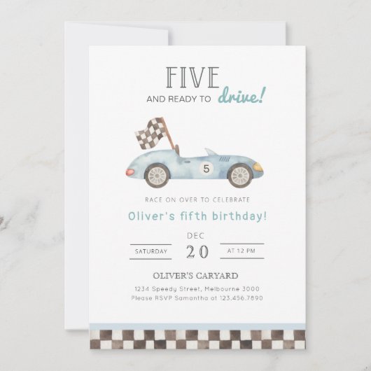 Racing 5e verjaardag uitnodiging, blauwe auto 5e B Kaart (Voorkant)