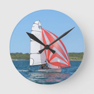 Racing Dinghy bij Fornells Ronde Klok