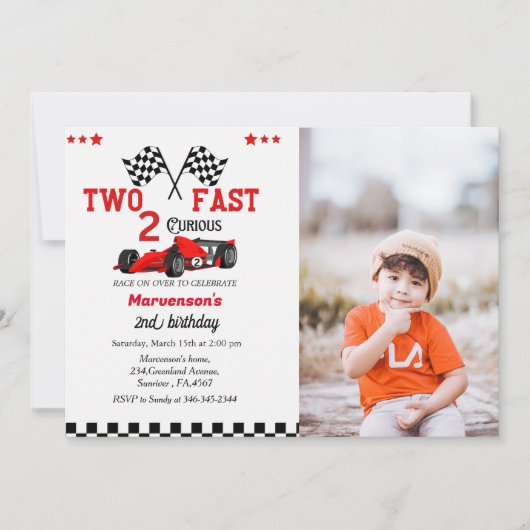 Racing van twee snelle autojongen op de tweede ver kaart (Voorkant)