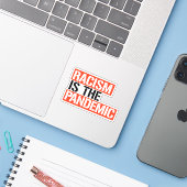 Racisme is de pandemie sticker (Laptop met iPhone)