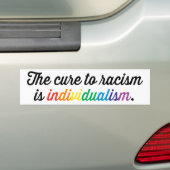 Racisme is een vanzelfsprekendheid van het individ bumpersticker (Op auto)