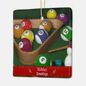 "Rack 'em up," game of billiards Keramisch Ornament (Links)