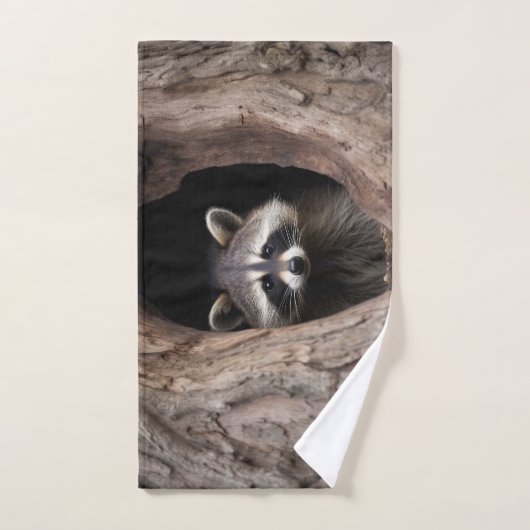 Racoon in boomgrot bad handdoek (Handdoek)