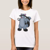 Racoon met beker koffie t-shirt (Voorkant)