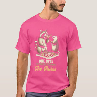 Racoon & Opossum liefhebber One Bite Iedereen Die  T-shirt