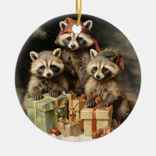 Racoons en kerstcadeautjes keramisch ornament (Voorkant)