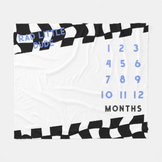 "Rad Little Dude" Check Milestone Fleece Deken