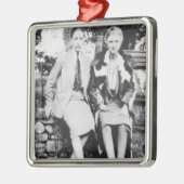 Radclyffe Hall en Una Vincenzo Metalen Ornament (Links)