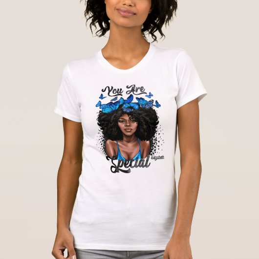 Radiant Black Diva omarmt gedurfde empowerment T-shirt (Voorkant)