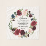 Radiant Bloom Bloemenmeisje Gedicht Sjaal<br><div class="desc">Geef je bloemenmeisje met deze lieve aandenken chiffon sjaal met haar naam, je namen, en een vertederend gedicht omgeven door een krans van juweeltint aquarel bloemen die overeenkomt met onze Radiant Bloom trouwsuite. Het gedicht luidt: "Vandaag heb je een mand bloemen, op een dag zal het het boeket zijn. Hier...</div>