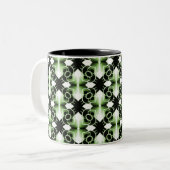 Radiant extravagance Mok (Voorkant links)