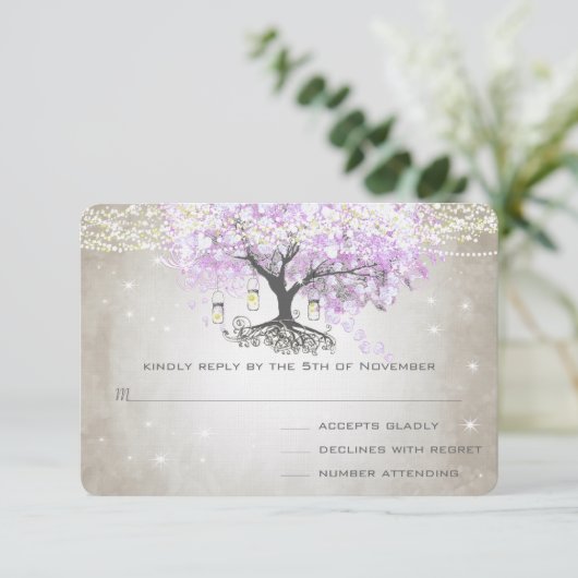 Radiant Lavender Heart Leaf Wedding RSVP Kaartje (Staand voorkant)