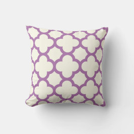 Radiant Orchid Quatrefoil Sierkussen