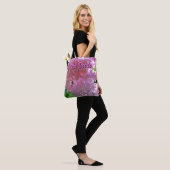 Radiantroze hydrangeas, roze bloemen Bride Tote Bag (Op model)