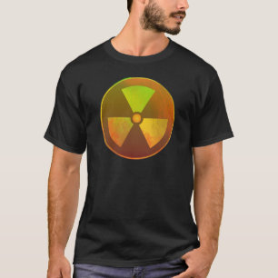Radioactief gloed met nucleair symbool t-shirt
