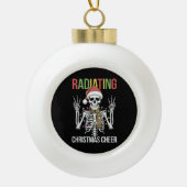 Radiologie Kerstman Skeleton Xray Technician Keramische Bal Ornament (Voorkant)