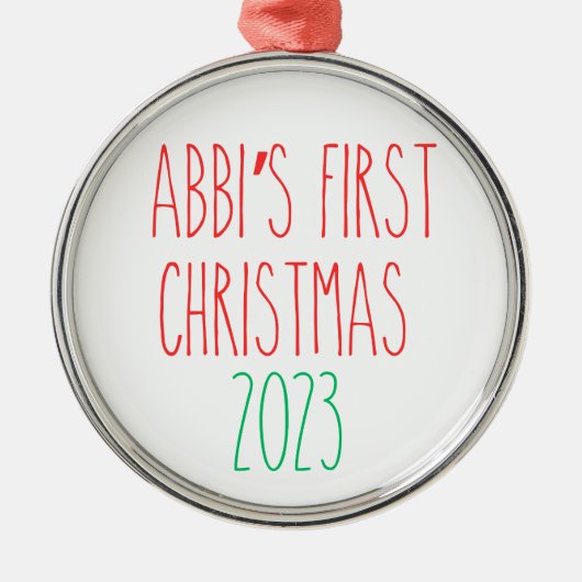 RAE DUNN Geïnspireerd Aangepaste Naam Eerste Kerst Metalen Ornament (Voorkant)