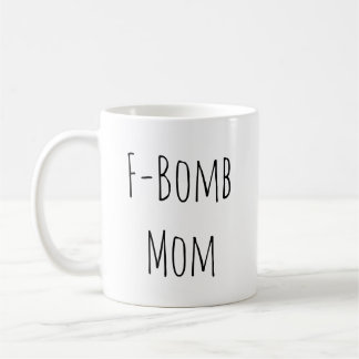Rae Dunn Geïnspireerde F-Bomb Mok van koffie met m