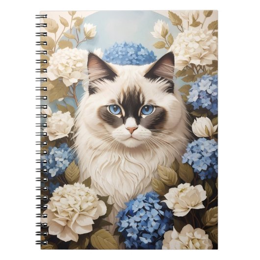 Ragdoll kat met blauwe hortensia bloemen notitieboek (Voorkant)