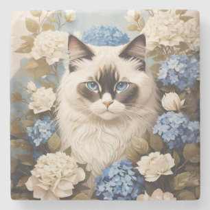 Ragdoll kat met blauwe hortensia bloemen stenen onderzetter