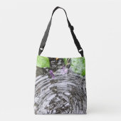 Rain Drop Swirling Whirlpool met Paarse Bloemen Crossbody Tas (Achterkant)
