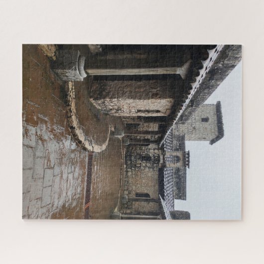 Rain in the Courtyard of San Felipe de Lara Legpuzzel (Horizontaal)