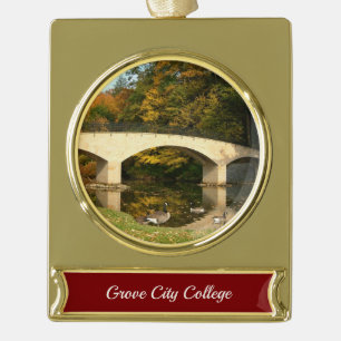 Rainboogbrug in Herfst bij het Grove City College Verguld Banner Ornament