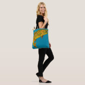 Rainboogforel 2 van Aspen Leaf Tote Bag (Op model)