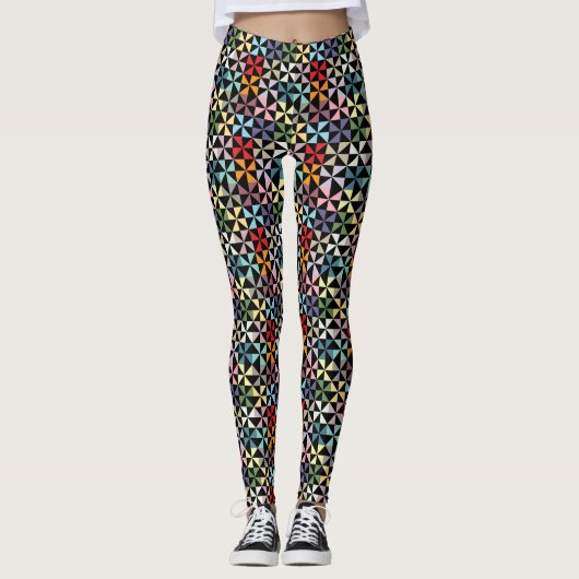 Rainbooggeometrische pinwielpatroon op zwart leggings (Voorkant)