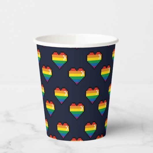 Rainbow 8 Bit Heart Pattern Papieren Bekers (Links)