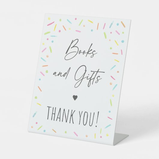 Rainbow Baby Sprinkle Books & Gifts Sign Reclamebord Met Voetstuk (Voorkant)