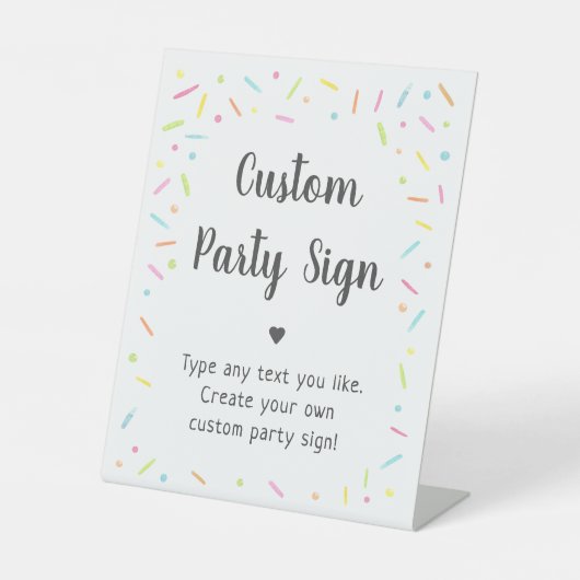 Rainbow Baby Sprinkle Editable Party Reclamebord Met Voetstuk (Voorkant)