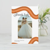 Rainbow Boho Arch Photo Retro Script 70s Wedding Bedankkaart (Staand voorkant)