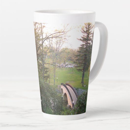 Rainbow Bridge Sunset at Grove City College Latte Mok (Rechterhoek)