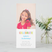 Rainbow Celebrate Photo Birthday Party Invite Kaart (Staand voorkant)