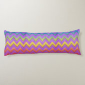 Rainbow Chevron by Shirley Taylor Lichaamskussen (Achterkant)