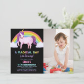 Rainbow Cloud Unicorn Birthday Invitations w foto Kaart (Staand voorkant)