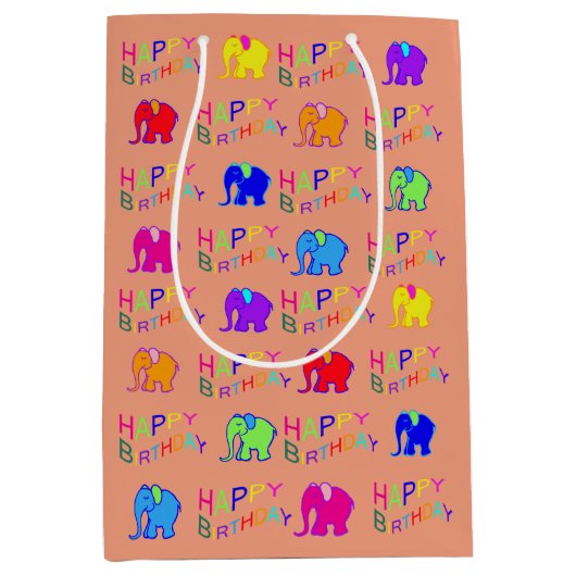 Rainbow Colors Happy Cartoon Elephants Birthday Medium Cadeauzakje (Voorkant)