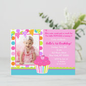 Rainbow Cupcake Foto Birthday Party Invitation Kaart (Staand voorkant)