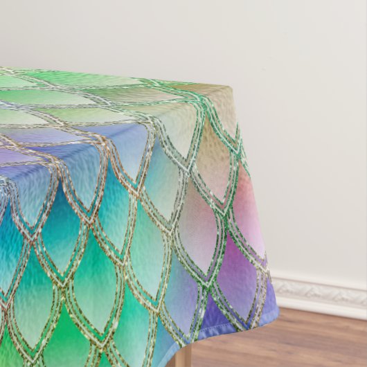 Rainbow en drakenschalen van pastel schonen tafelkleed (Voorbeeld)