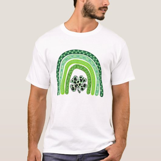 Rainbow en Shamrock Clover Happy St. Patricks Day T-shirt (Voorkant)