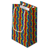 Rainbow Fist Pattern Klein Cadeauzakje (Achterkant Gekanteld)