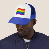 Rainbow Flag Gay Pride LGBT LGBTQ liefde is liefde Trucker Pet (In situ)